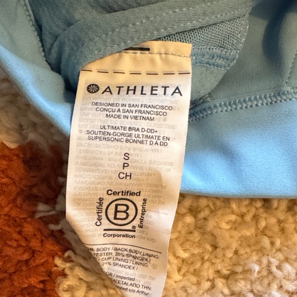 Athleta Ultimate Bra D-DD+ size small - Picture 2 of 4